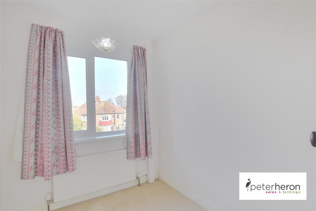 Bedroom 3 (rear)