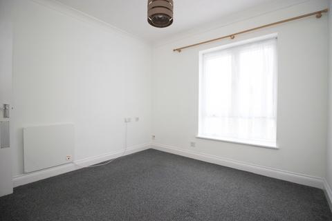 2 bedroom apartment for sale, Sandpiper Court, Fort Hill, Margate