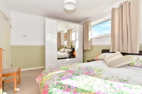 23a Cherry Waye, Eythorne, Dover, CT15 4BY