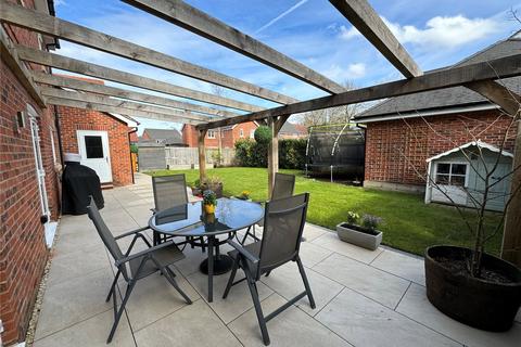 4 bedroom detached house for sale, The Pippins, Swallowfield, Reading, Berkshire, RG7