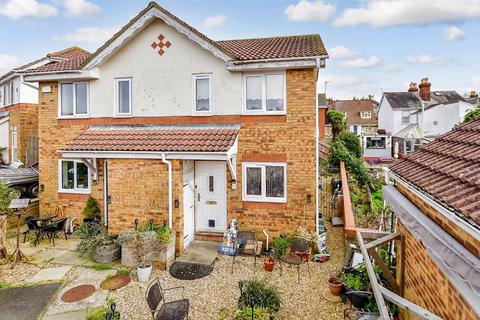 2 bedroom semi-detached house for sale, Marina Close, East Cowes, Isle of Wight