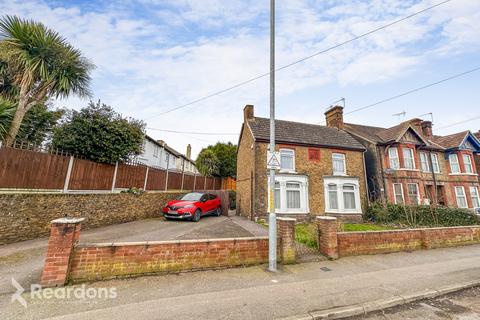 4 bedroom detached house for sale, Chalkwell Road, Sittingbourne, Kent