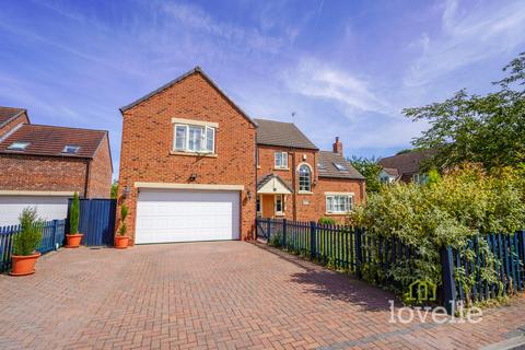 5 bedroom detached house for sale, Nursery Gardens, Beckingham DN10