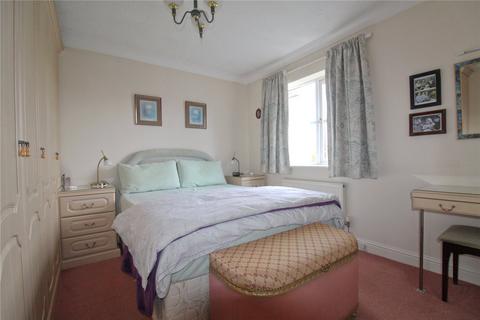 18 Quilling Close, Trowbridge, BA14 7HF