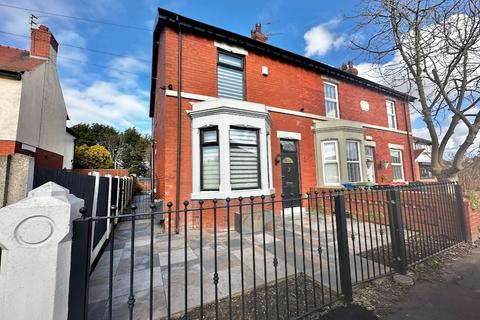 2 bedroom semi-detached house for sale, Victoria Road East, Thornton FY5