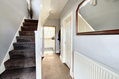 3 bedroom semi-detached house for sale - Glen Parva, Leicester LE2
