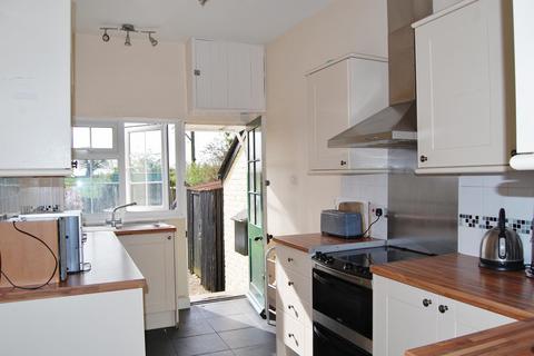 2 bedroom semi-detached house to rent - Chelmsford