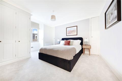 4 bedroom apartment to rent - Harley Street, Marylebone, London, W1G