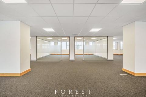 Office to rent, Suite 102, iMex Centre, 575-599 Maxted Road, Hemel Hempstead, HP2 7DX