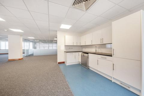 Office to rent - Suite 308, iMex Centre, 575-599 Maxted Road, Hemel Hempstead, HP2 7DX