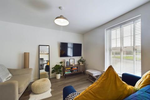 2 bedroom apartment for sale, Summerlin Drive, Milton Keynes MK17