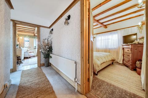 3 bedroom bungalow for sale, Clarendon Park, Clacton-on-Sea, Essex