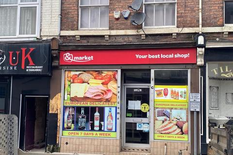 Retail property (high street) to rent, 14 Berriew Street, Welshpool, SY21 7SQ