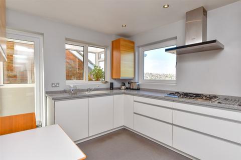 4 bedroom detached house for sale - Shepham Avenue, Saltdean, Brighton, East Sussex
