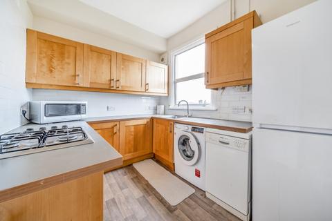 3 bedroom apartment to rent - Holly Park Road London N11