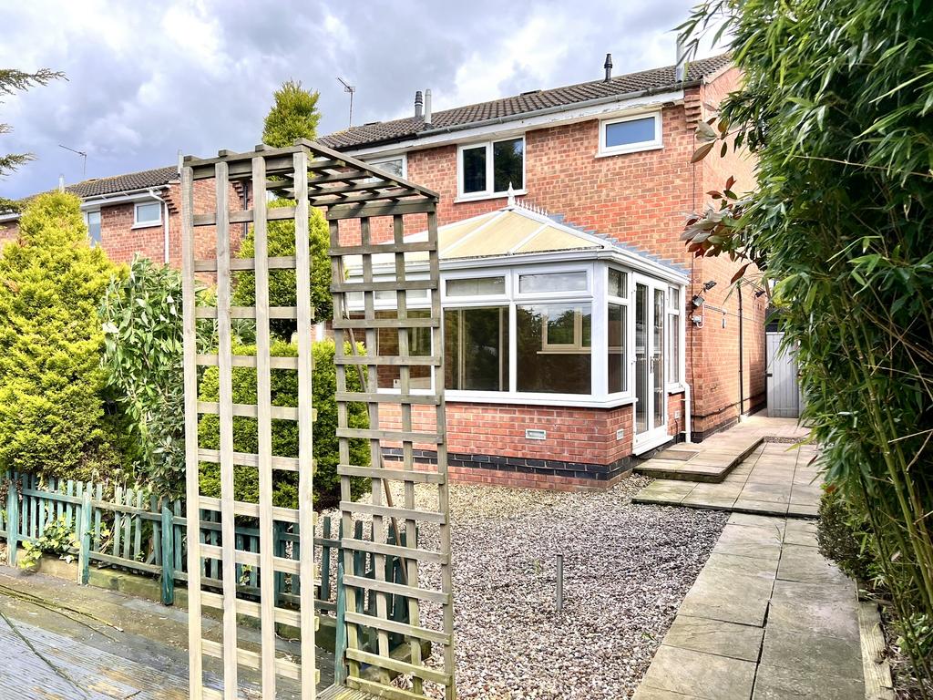 Wexford Close, Oadby, LE2 2 bed semidetached house for sale £230,000