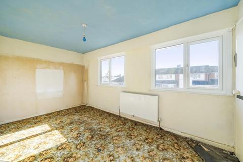 1a Caversham Close, Swindon, SN3 1DT