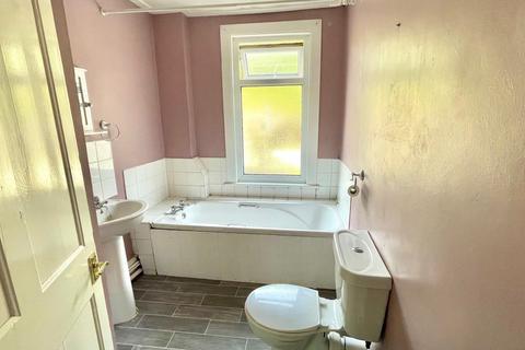 76 Mayfield Avenue, Dover, CT16 2PJ