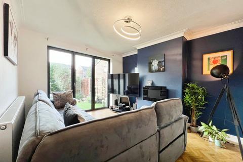 3 bedroom semi-detached house for sale, St Georges Crescent, Salford, M6