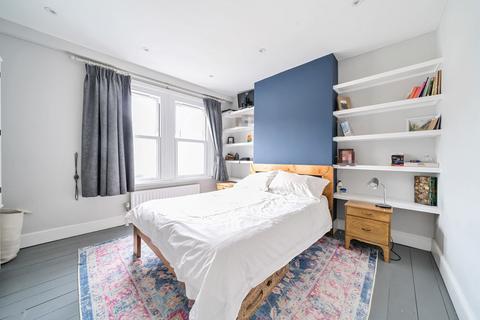 28 Wildfell Road, London, SE6 4HU