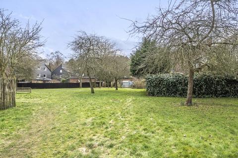 66 Northcott, Bracknell, RG12 7WS