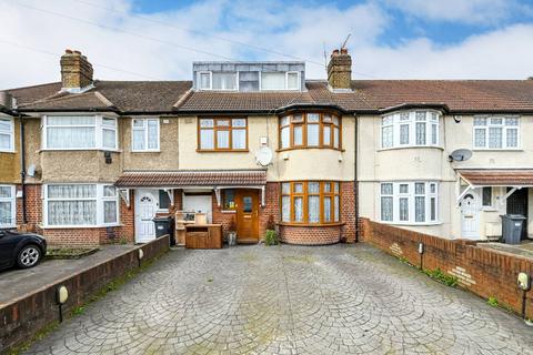 4 bedroom terraced house for sale, Springwell Road, Hounslow, TW5