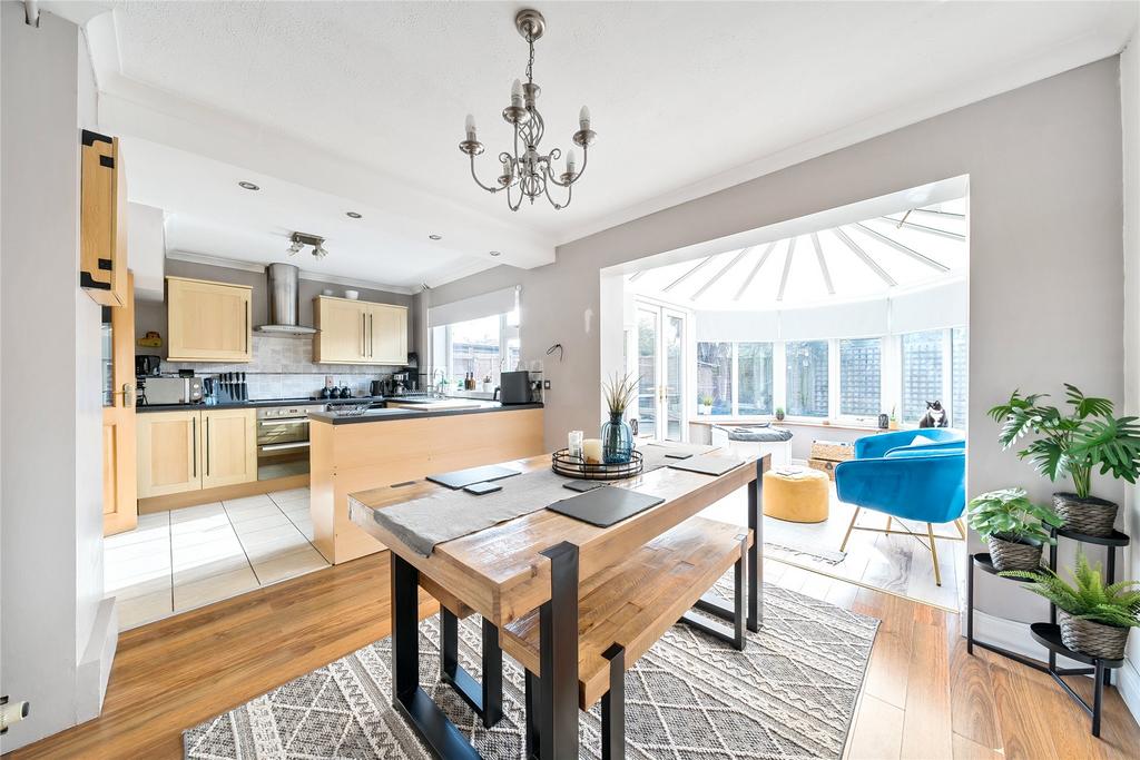 Kitchen/Dining Room