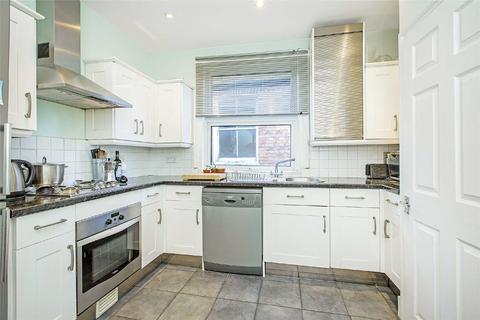 2 bedroom flat for sale, Townmead Road, Fulham, London, SW6