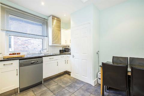 2 bedroom flat for sale, Townmead Road, Fulham, London, SW6