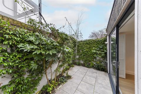 5 bedroom end of terrace house to rent - Acacia Gardens, London, NW8