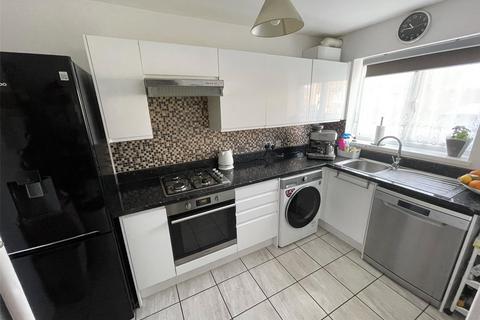 2 bedroom terraced house for sale, Malvern Gardens, Parkfields, Wolverhampton, West Midlands, WV2