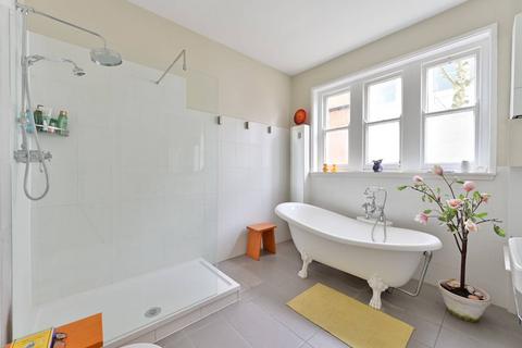 2 bedroom flat for sale, Ridgeway Gardens, Wimbledon Village, London, SW19