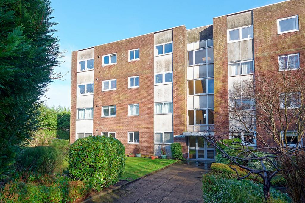 29, 15 Woodrow Court Woodrow Road... 2 bed flat for sale £125,000