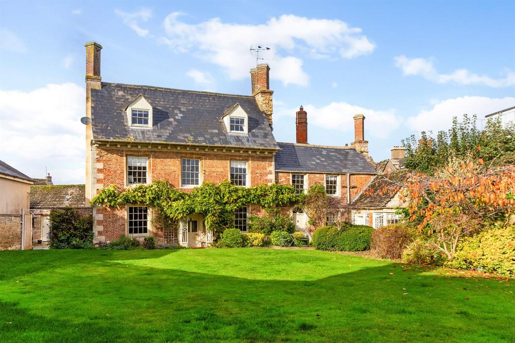 Market Square, LechladeonThames, GL7 6 bed country house for sale £
