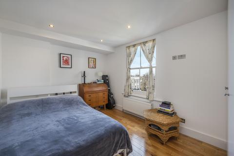 3 bedroom apartment for sale - Sutherland Avenue, London, W9