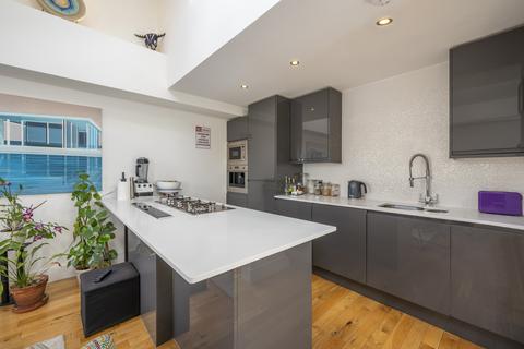 3 bedroom apartment for sale, Sutherland Avenue, Maida Vale, London, W9
