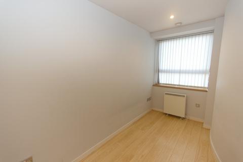 2 bedroom flat to rent, Lee Circle, Leicester LE1