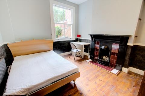 undefined, Lorne Road, Leicester LE2