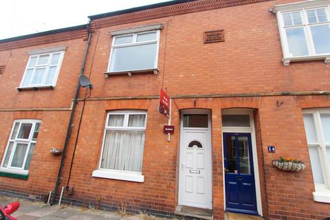 3 bedroom terraced house to rent, Lytton Road, Leicester LE2