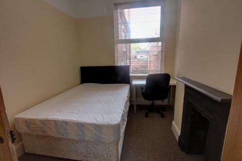5 bedroom terraced house to rent - Mayfield Road, Leicester LE2