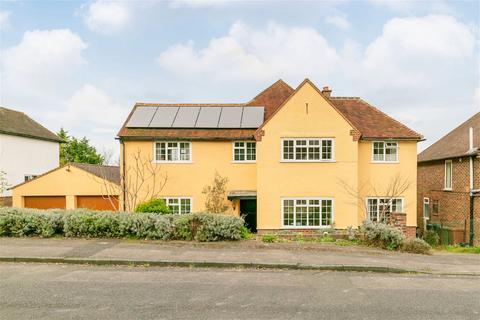 4 bedroom detached house for sale - High View Road, Guildford, GU2