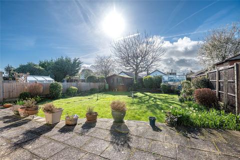 32 Chelsworth Crescent, Southend-on-sea, SS1 3EF