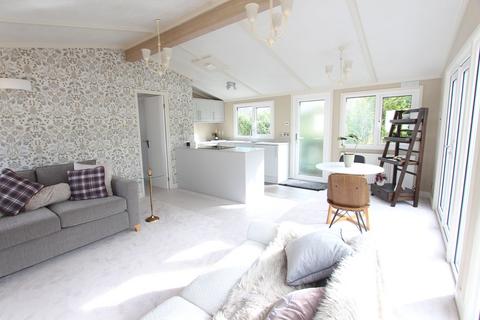 3 bedroom park home for sale, Windmill Lane, Balsall Common, CV7