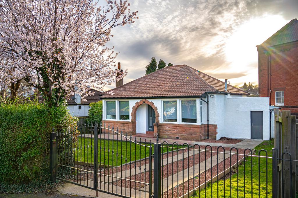 MacFarlane Road, Bearsden, East... 2 bed bungalow for sale £350,000