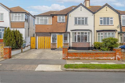 4 bedroom semi-detached house for sale, Western Road, Leigh-on-sea, SS9