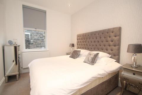 2 bedroom flat to rent - St. Georges Road, Harrogate, North Yorkshire, UK, HG2