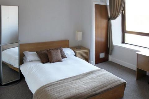 2 bedroom flat to rent, Black Street, West End, Dundee, DD2