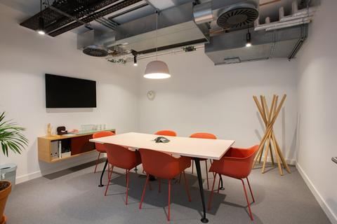 Serviced office to rent, Shoreditch, London EC1Y