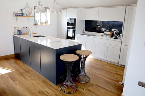 2 bedroom house for sale, Sea Salt, Mawgan Porth, TR8