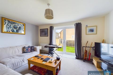 3 bedroom semi-detached house for sale, Meadowlands, Allerton, Bradford, West Yorkshire, BD15